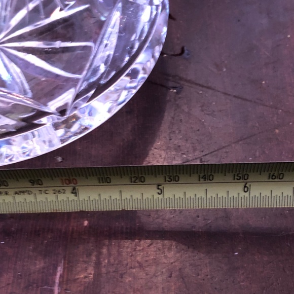 Vintage Bohemian Pinwheel Crystal Decanter. Like New. - Picture 7 of 7